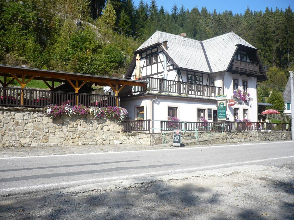 Pension Rybarska Basta Rožmberk nad Vltavou Dış mekan fotoğraf
